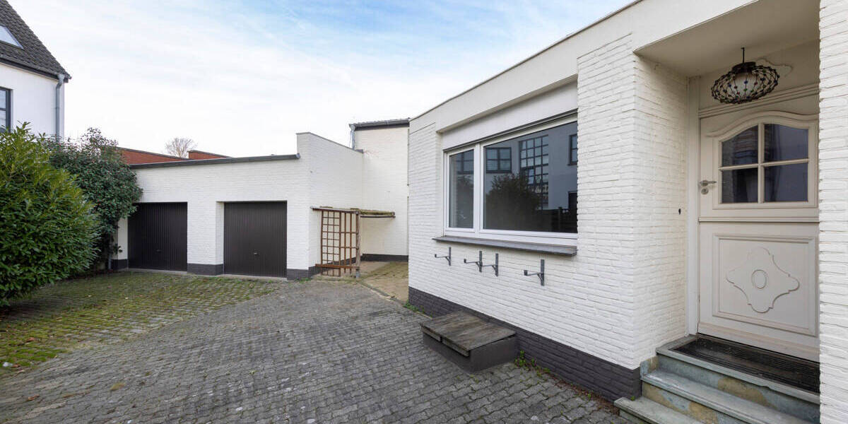 Mehrfamilienhaus, Wohnhaus Meerbusch / Büderich Büderich - 7 Zimmer, 211 m&sup2;, 675.000&euro; | Angebot:26596302