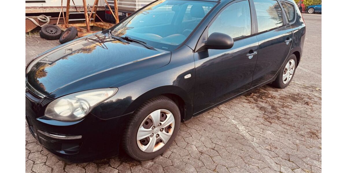 Hyundai i30 155.000 km 2.900 &euro; Mülheim sn der Ruhr 45478