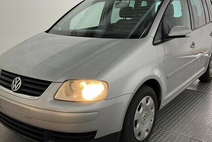 VW Touran 234.700 km 1.900 &euro; Essen 45356
