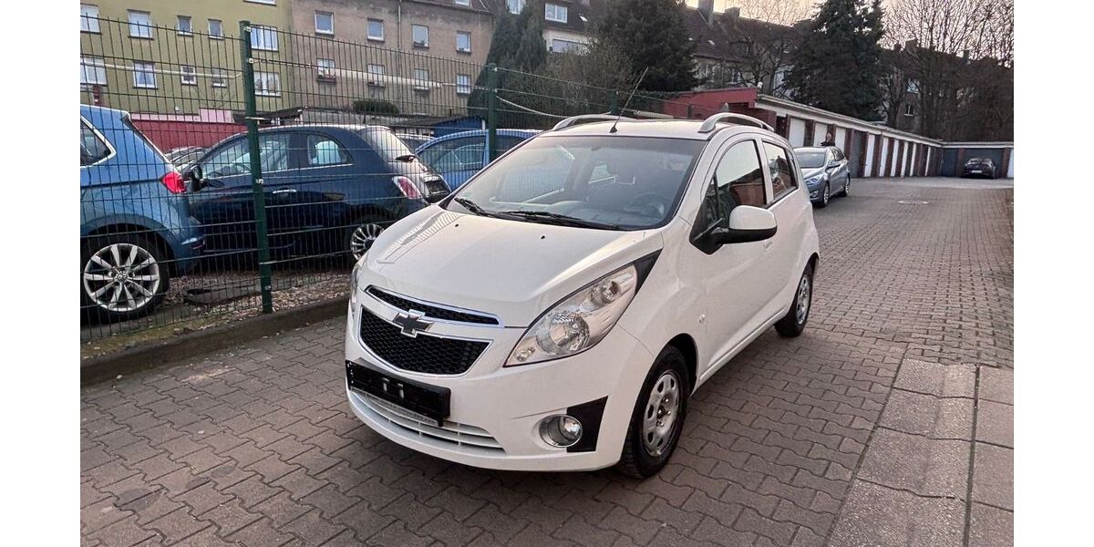 Chevrolet Spark 153.000 km 3.000 &euro; Essen 45143