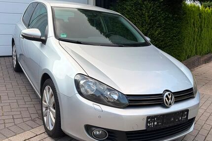 VW Golf 135.000 km 5.999 &euro; Ratingen 40883
