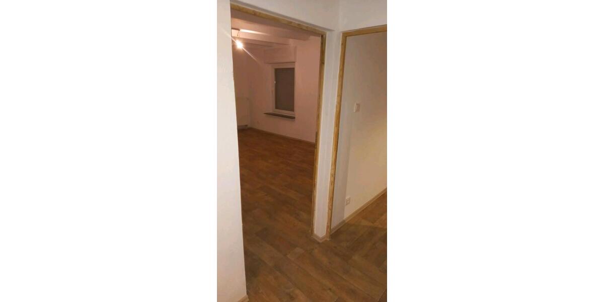 Etagenwohnung Kamp-Lintfort Lintfort - 2.5 Zimmer, 91 m&sup2;, 1.000&euro; | Angebot:26494627