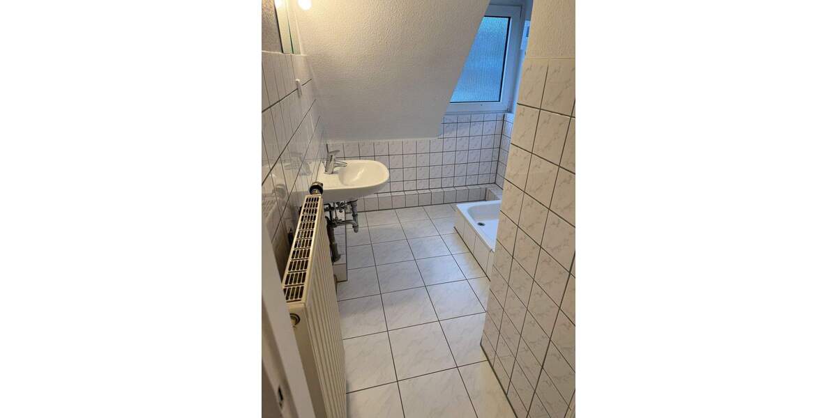 Etagenwohnung Düsseldorf Flingern Süd - 2 Zimmer, 61 m&sup2;, 610&euro; | Angebot:25836350