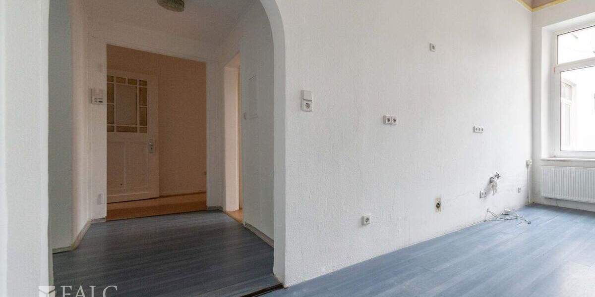 Etagenwohnung Krefeld Stadtmitte - 3 Zimmer, 104 m&sup2;, 198.500&euro; | Angebot:25698266