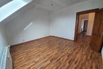 Dachgeschoßwohnung Duisburg Mittelmeiderich - 3 Zimmer, 1 m&sup2;, 700&euro; | Angebot:25844080