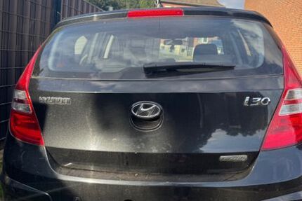 Hyundai i30 280.000 km 1.300 &euro; Straelen 47638