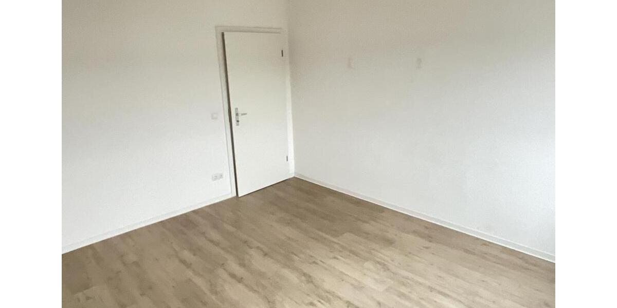 Etagenwohnung Duisburg Duisburg-Mitte - 3 Zimmer, 75 m&sup2;, 609&euro; | Angebot:26652159