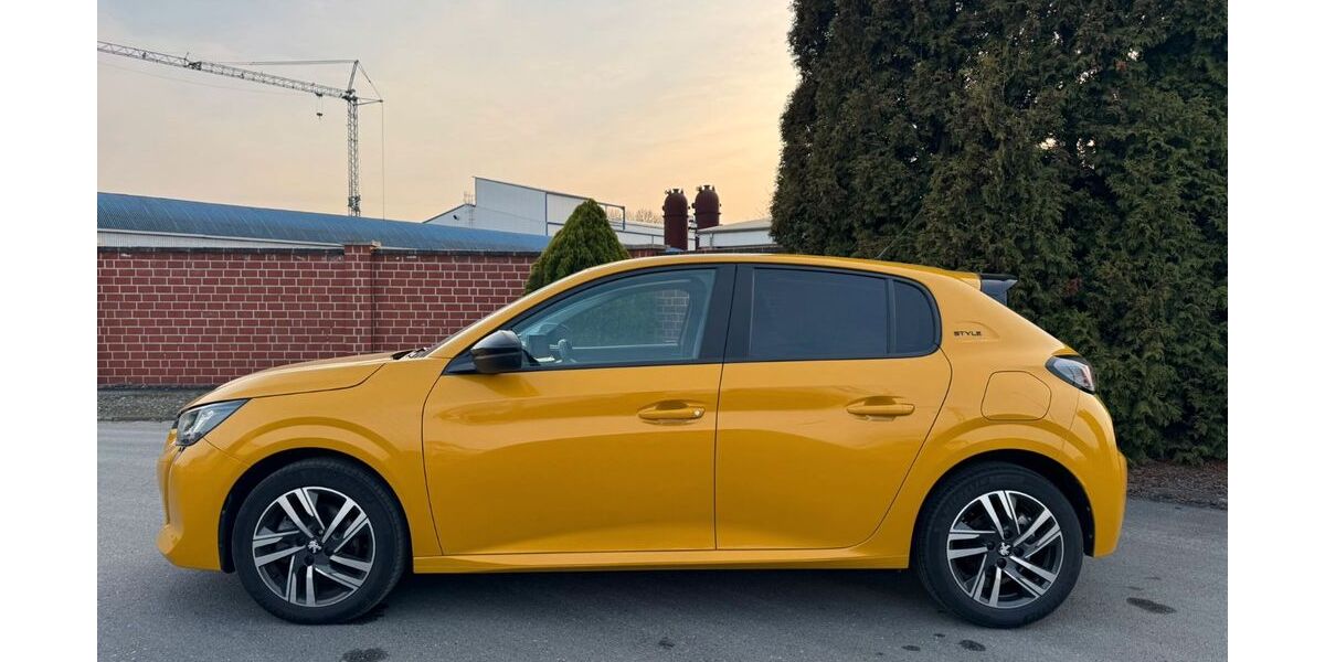 Peugeot 208 57.000 km 12.990 &euro; Hünxe 46569