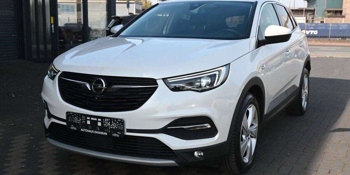 Opel Grandland X 92.000 km 14.950 &euro; Duisburg 47259