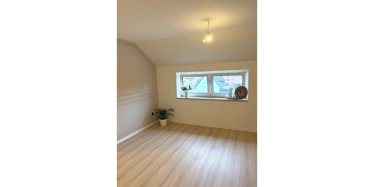 Etagenwohnung Moers Rheinkamp - 2.5 Zimmer, 58 m&sup2;, 770&euro; | Angebot:25884088