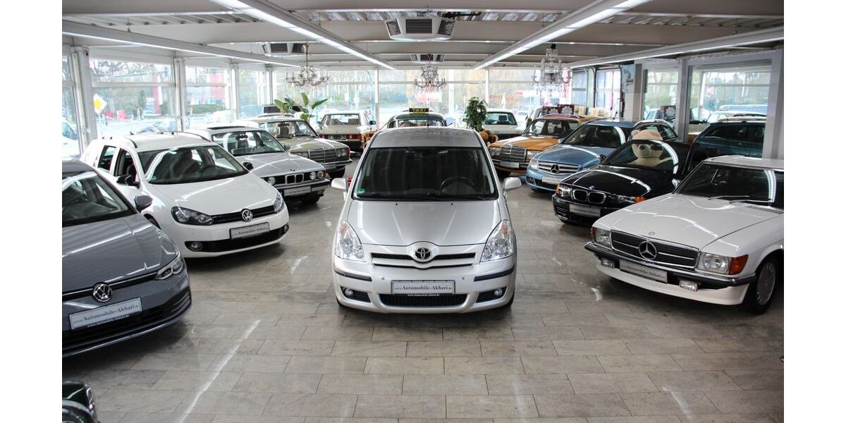 Toyota Corolla Verso 225.000 km 4.990 &euro; Essen 45356