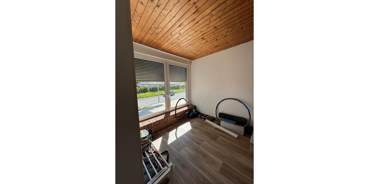 Doppelhaushälfte Nettetal - 6 Zimmer, 150 m&sup2;, 250.000&euro; | Angebot:26415797