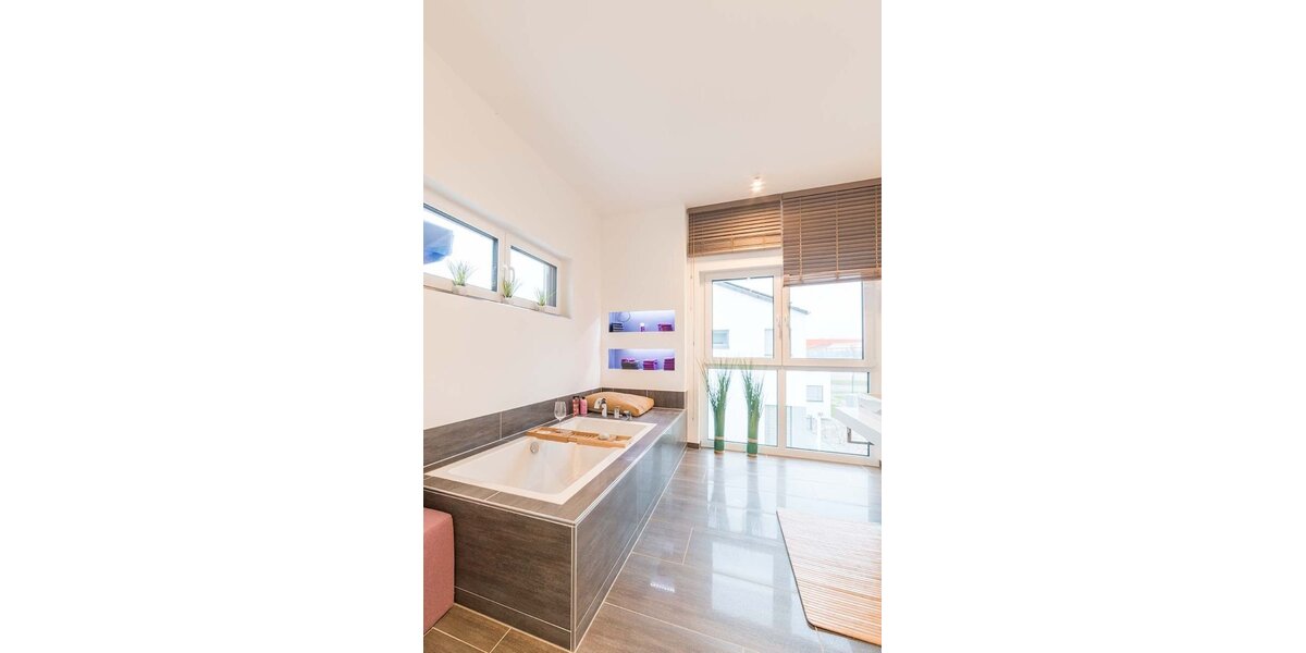 Individuelles Mehrfamilienhaus in Nettetal - Flexibles Wohnen mit allkauf Qualität und Service - Mehrfamilienhaus, Wohnhaus Nettetal | Angebot:27302659