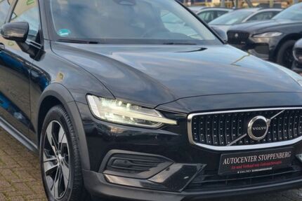 Volvo V60 Cross Country 158.900 km 24.990 &euro; Essen 45141
