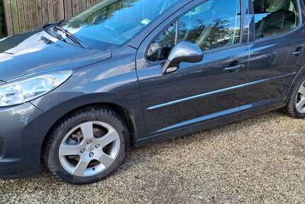 Peugeot 207 125.000 km 3.800 &euro; Issum 47661
