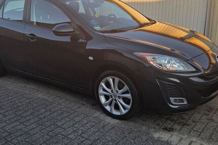 Mazda 3 130.000 km 5.490 &euro; Oberhausen 46147
