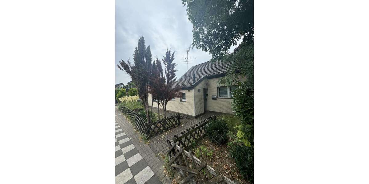 Grundstück Düsseldorf Stadtbezirk 5 - 830.000&euro; | Angebot:27100846
