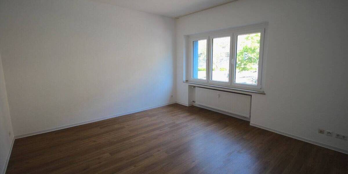 Etagenwohnung Düsseldorf Oberbilk - 2 Zimmer, 62 m&sup2;, 868&euro; | Angebot:26583181