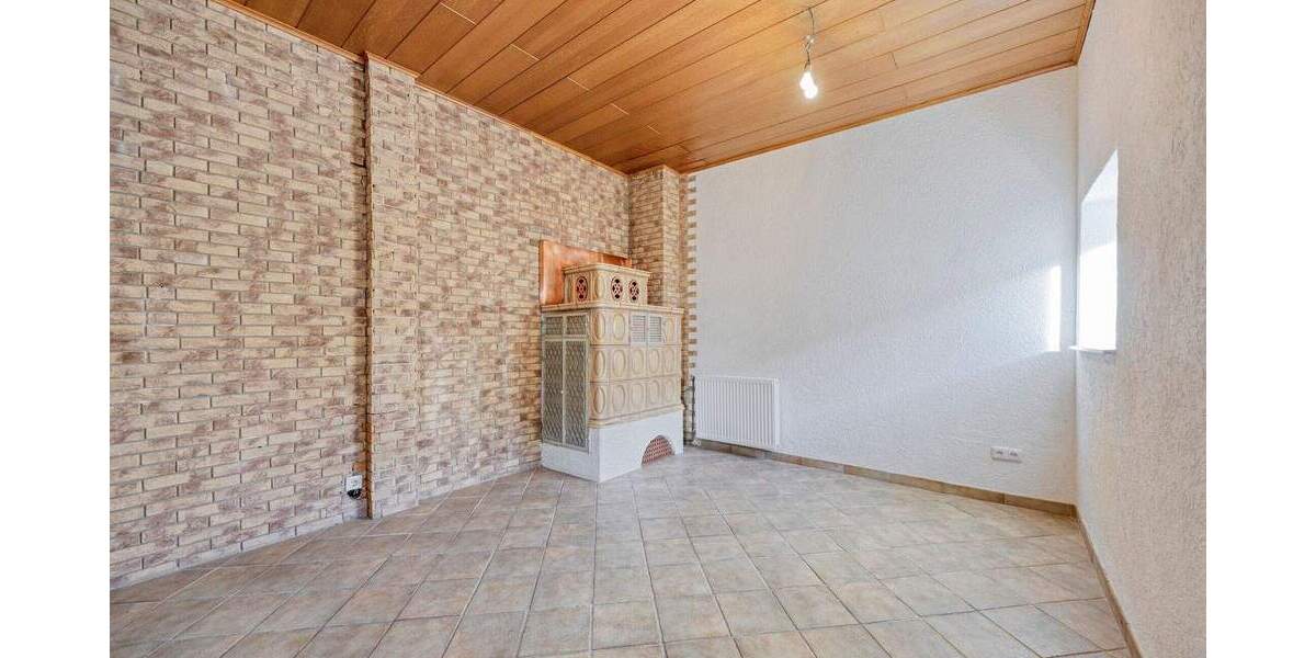 Einfamilienhaus Wesel Ginderich - 7 Zimmer, 179 m&sup2;, 299.000&euro; | Angebot:25688209