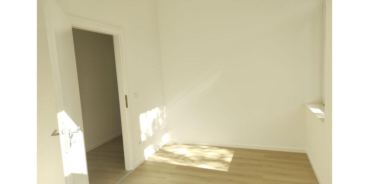 Etagenwohnung Krefeld - 3 Zimmer, 69 m&sup2;, 1.100&euro; | Angebot:25941038