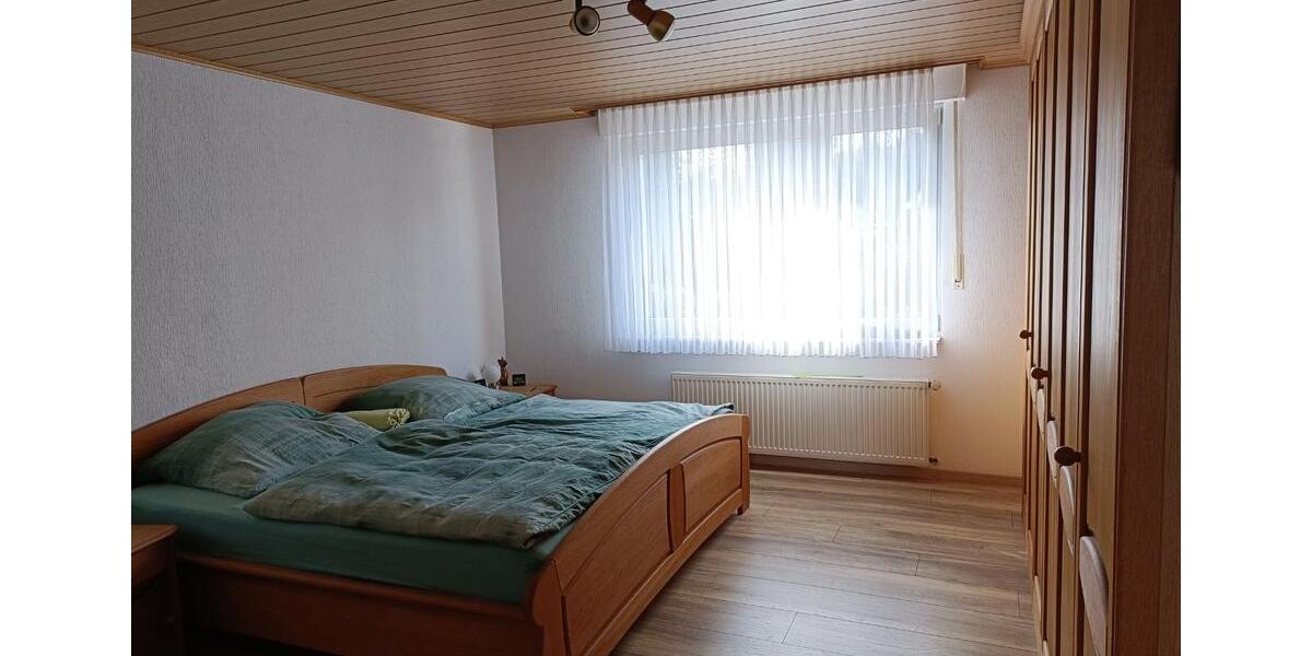 Doppelhaushälfte Viersen Sittard - 7 Zimmer, 180 m&sup2;, 355.000&euro; | Angebot:23784683