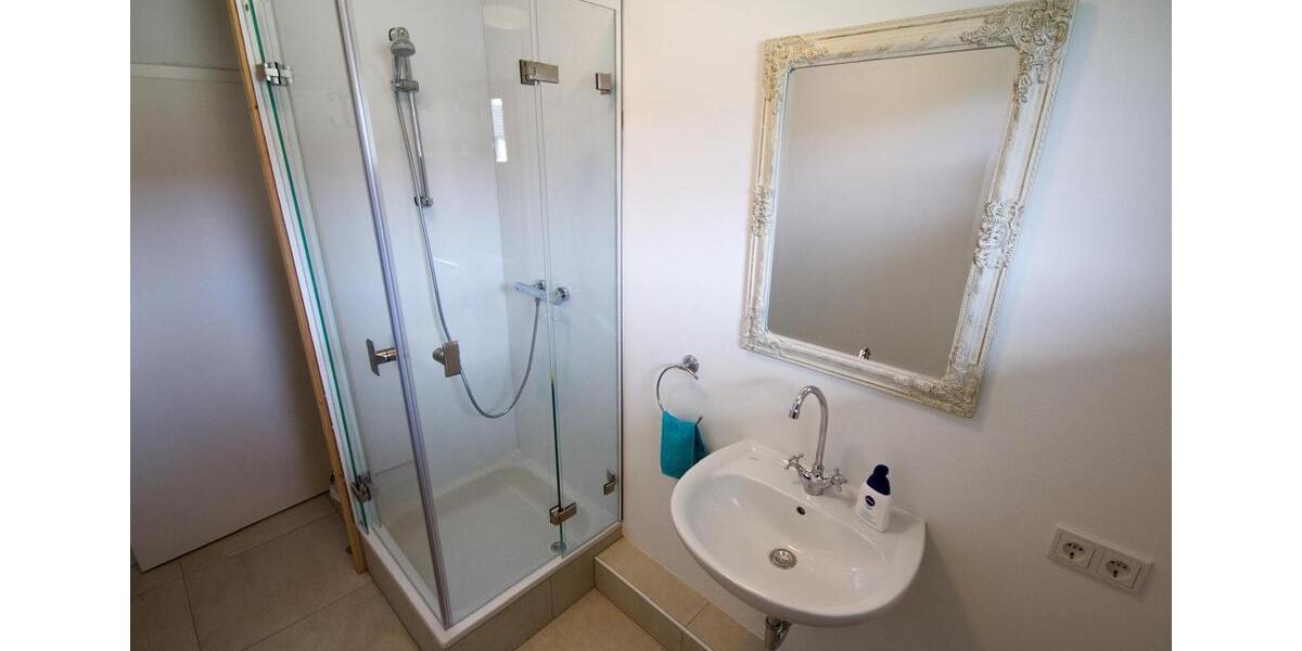 Etagenwohnung Rheinberg - 3 Zimmer, 65 m&sup2;, 650&euro; | Angebot:25399352