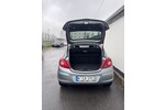 Opel Corsa D 135.201 km 3.290 &euro; Düsseldorf 40213