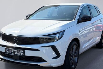 Opel Grandland (X) 21.852 km 17.990 &euro; Neuss 41460