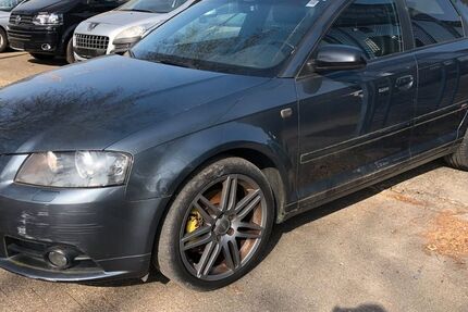 Audi A3 233.452 km 3.690 &euro; Düsseldorf 40231