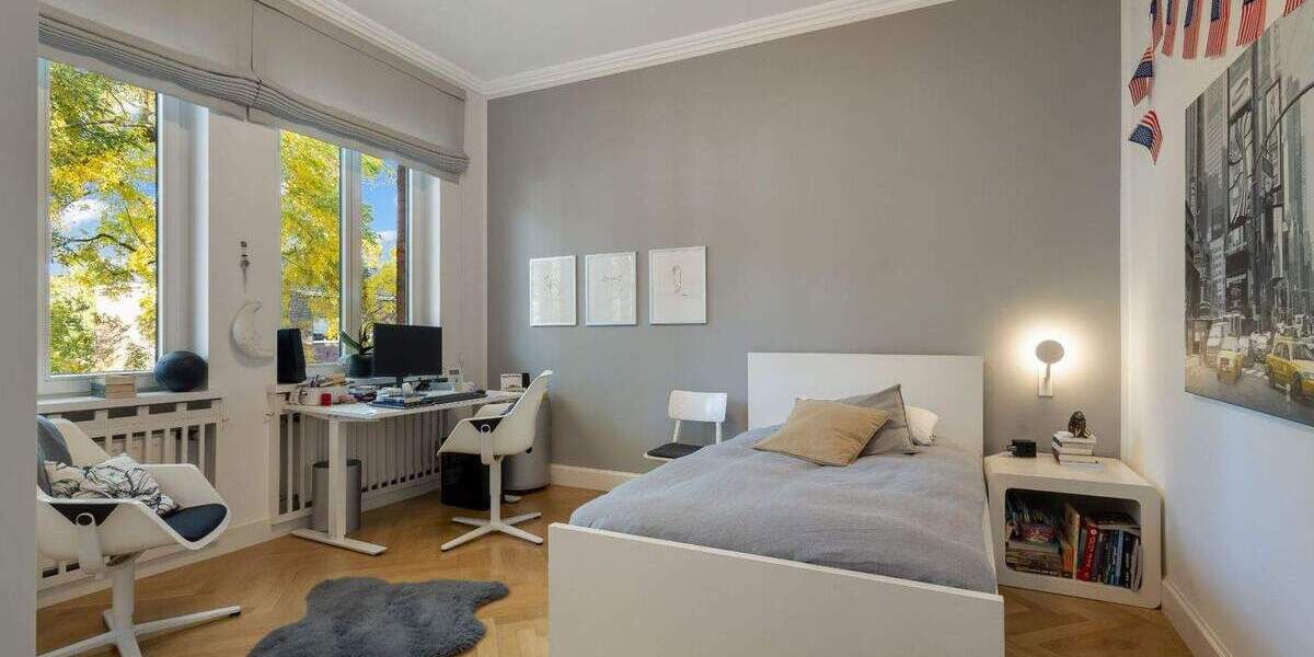 Reihenmittelhaus Krefeld Cracau - 7 Zimmer, 202 m&sup2;, 1.590.000&euro; | Angebot:25738411