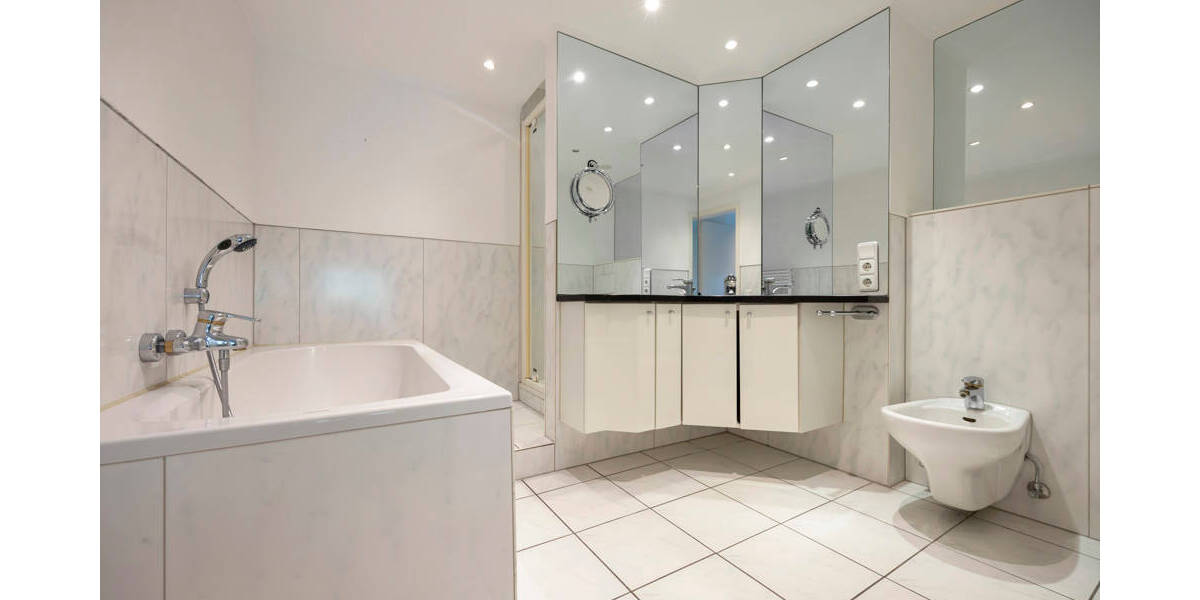 Etagenwohnung Düsseldorf Hubbelrath - 5 Zimmer, 169 m&sup2;, 500.000&euro; | Angebot:25744335