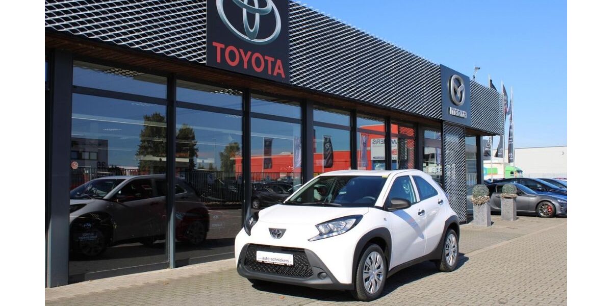 Toyota Aygo (X) 60.192 km 10.240 &euro; Moers 47441