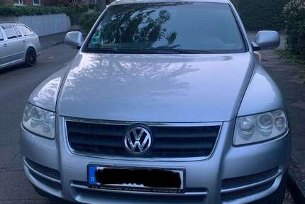 VW Touareg 322.000 km 2.500 &euro; meerbusch 40667