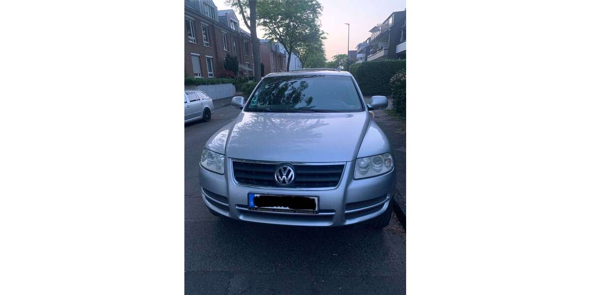 VW Touareg 322.000 km 2.500 &euro; meerbusch 40667