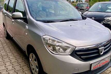 Dacia Lodgy 102.330 km 5.900 &euro; Moers 47445