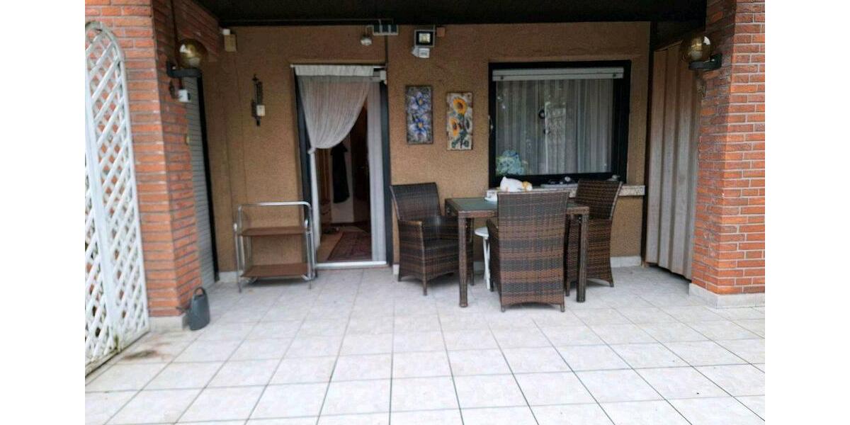 Erdgeschoßwohnung Oberhausen Schmachtendorf - 2.5 Zimmer, 90 m&sup2;, 229.000&euro; | Angebot:26721501