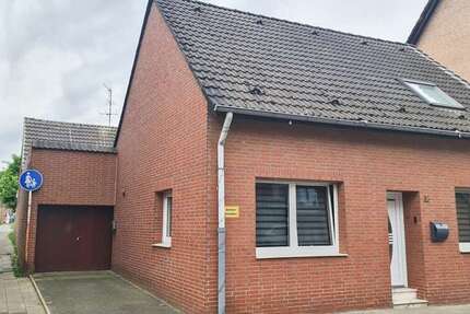 Haus Neuss Holzheim - 7 Zimmer, 213 m&sup2;, 390.000&euro; | Angebot:26738100