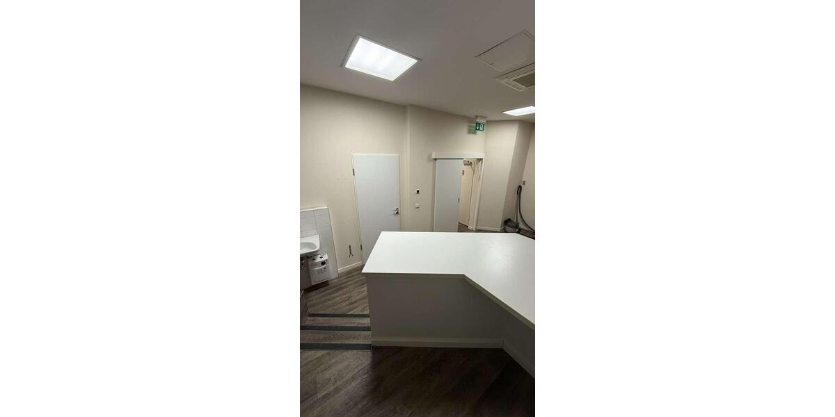 Gewerbeobjekt Krefeld - 2.180&euro; | Angebot:25152337