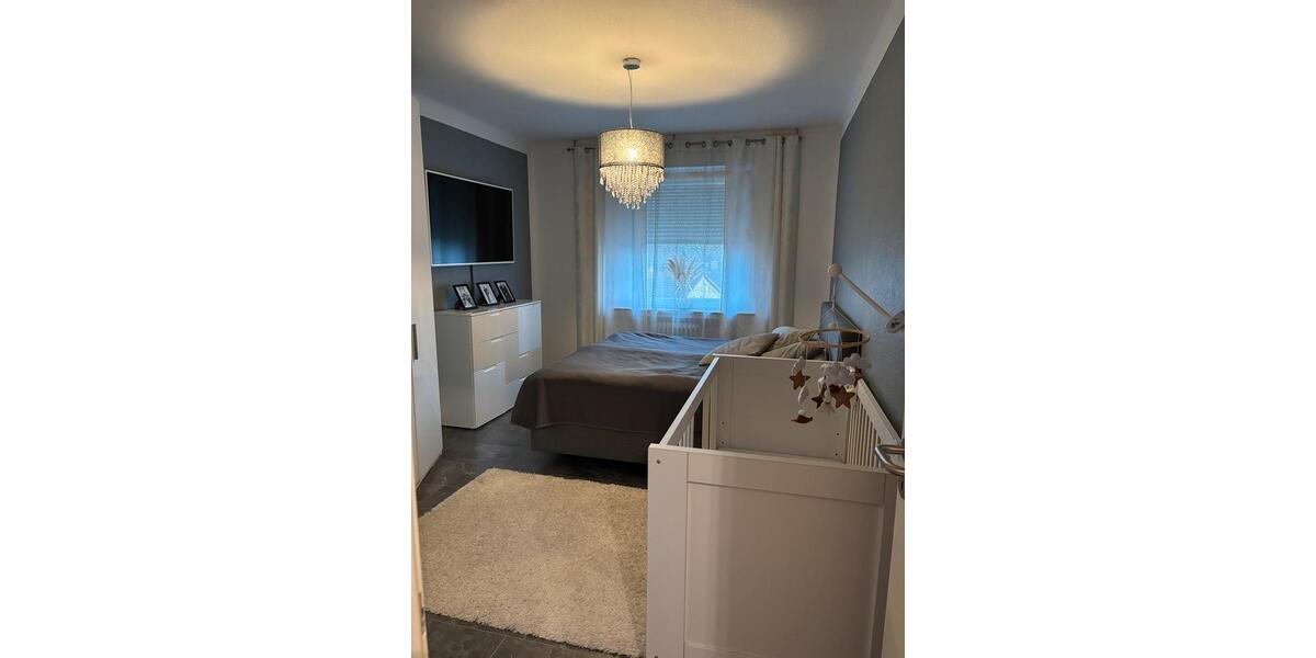 Dachgeschoßwohnung Essen Stadtbezirk VI - 3 Zimmer, 70 m&sup2;, 115.000&euro; | Angebot:27196436