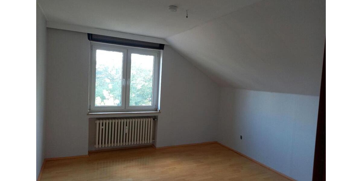 Dachgeschoßwohnung Moers Schwafheim - 2 Zimmer, 62 m&sup2;, 515&euro; | Angebot:26613524