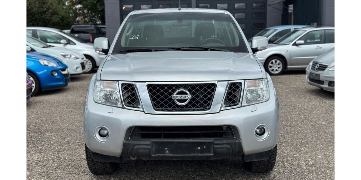 Nissan Navara 151.000 km 14.600 &euro; Kamp-Lintfort 47475