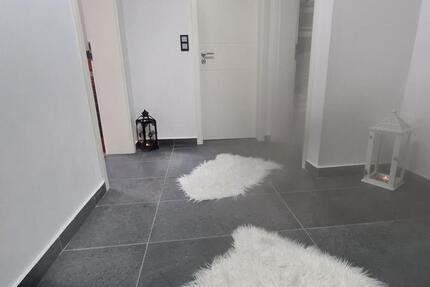 Wohnung Duisburg Walsum - 3 Zimmer, 75 m&sup2;, 650&euro; | Angebot:24785472
