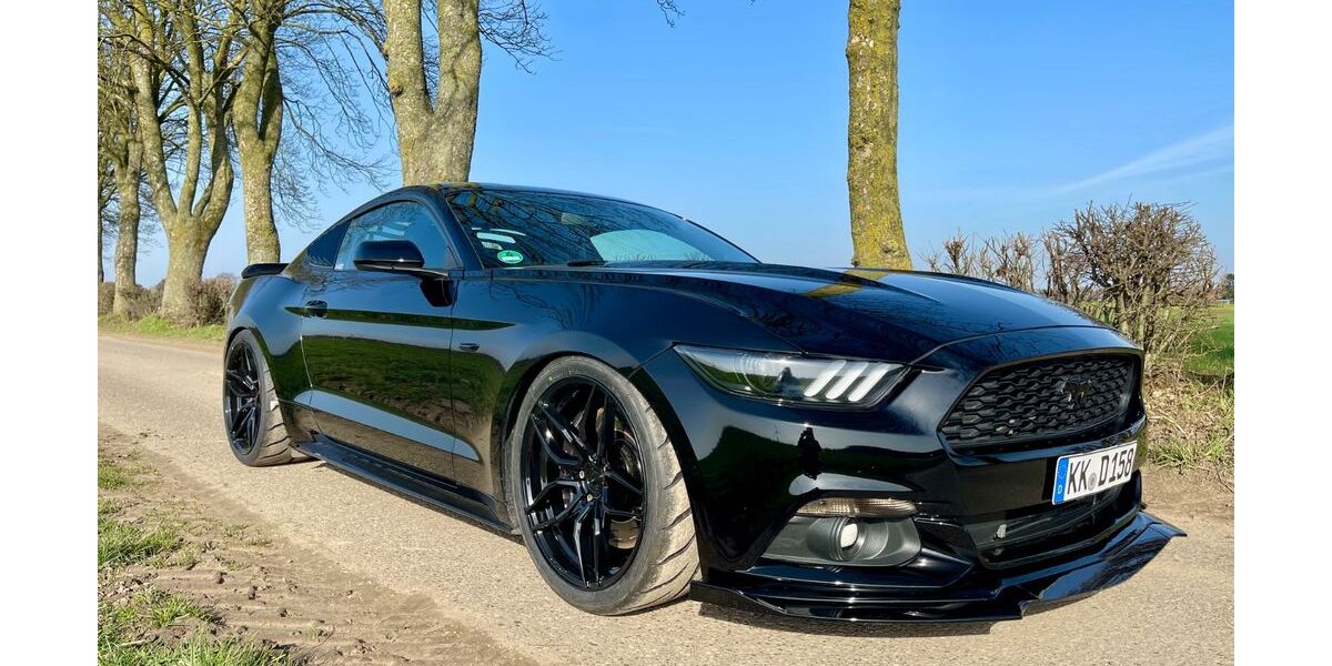 Ford Mustang 84.000 km 33.000 &euro; Nettetal 41334