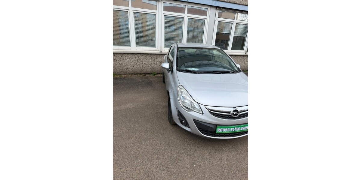 Opel Corsa D 155.238 km 4.499 &euro; Willich 47877