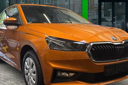 Skoda Fabia 38.100 km 15.990 &euro; Mülheim an der Ruhr 45479