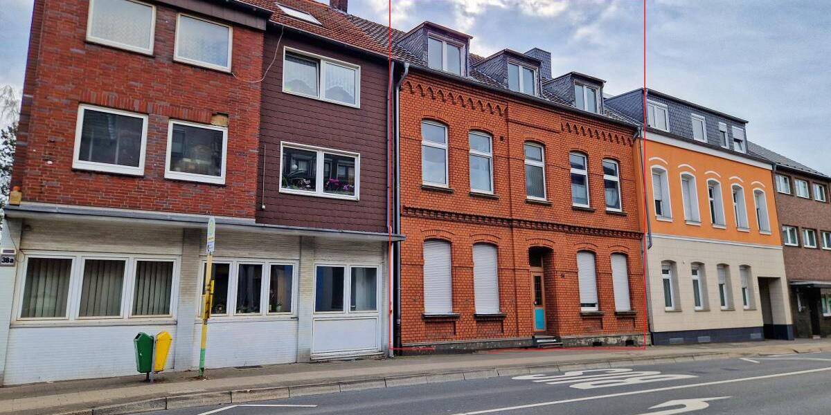 Mehrfamilienhaus, Wohnhaus Oberhausen Sterkrade-Mitte - 300.000&euro; | Angebot:26044282