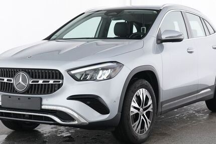 Mercedes-Benz GLA 200 4.495 km 38.880 &euro; Moers 47441