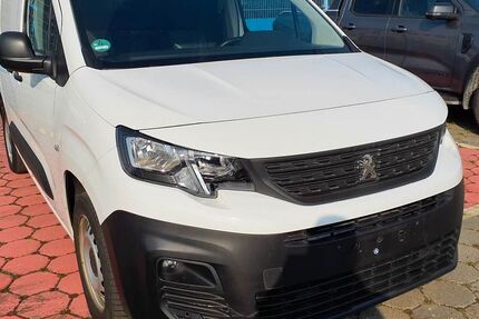 Peugeot Partner 104.000 km 13.480 &euro; Essen 45307