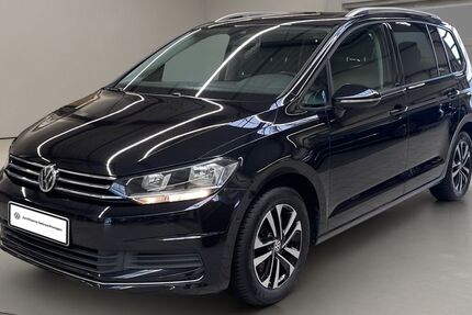 VW Touran 90.200 km 19.489 &euro; Krefeld 47805