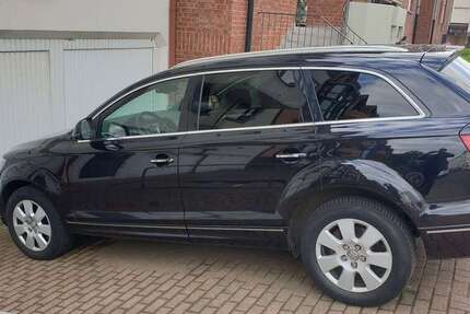 Audi Q7 305.000 km 8.900 &euro; Krefeld 47805